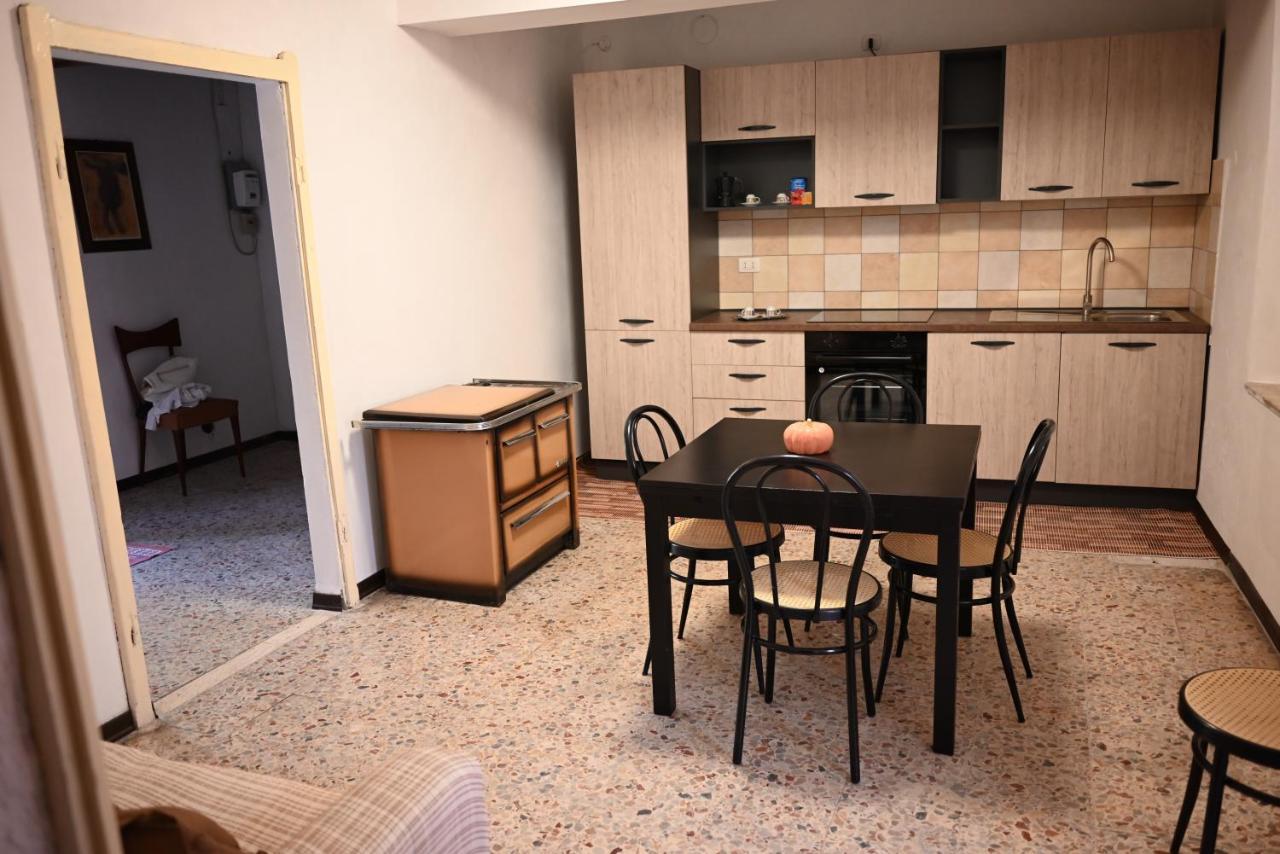 Casa Di Lisa Apartman Ozzano Monferrato Kültér fotó